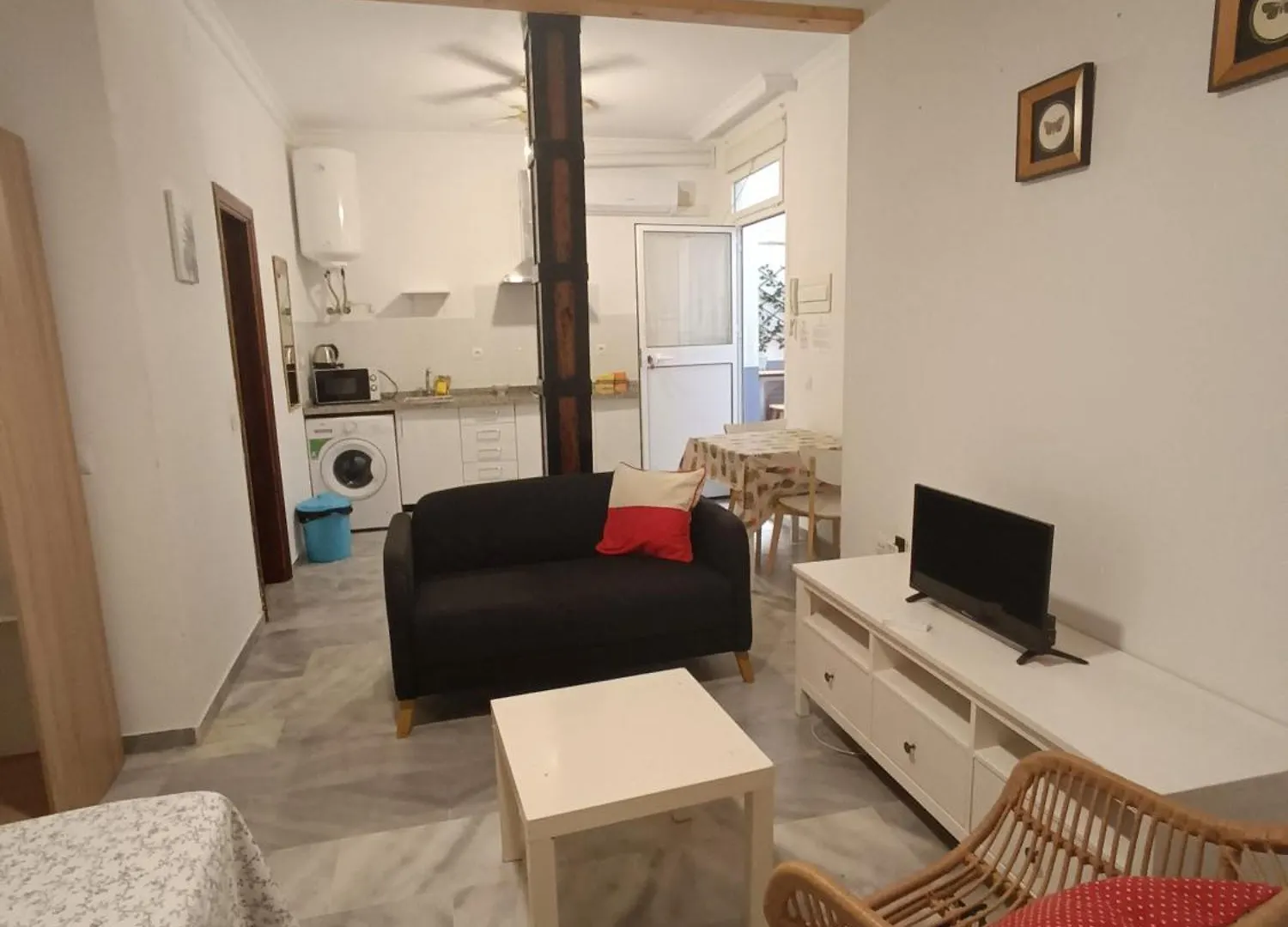Estudios Santos Málaga Apartamento